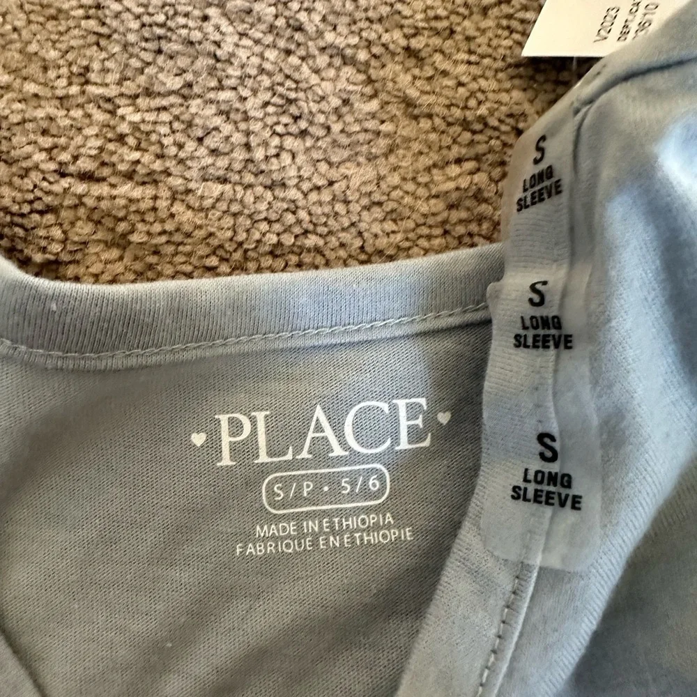 Girls Children’s Place smokey blue shirt ys 5/6 nwt